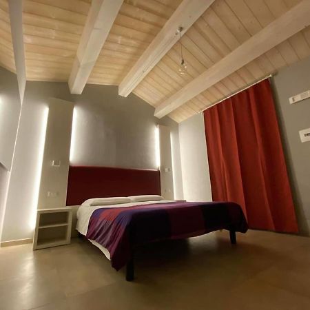 Il Villino Agriturismo B&B Belforte del Chienti Экстерьер фото