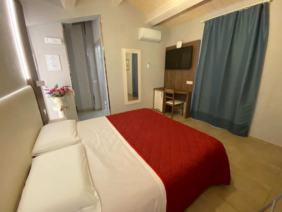 Il Villino Agriturismo B&B Belforte del Chienti Экстерьер фото