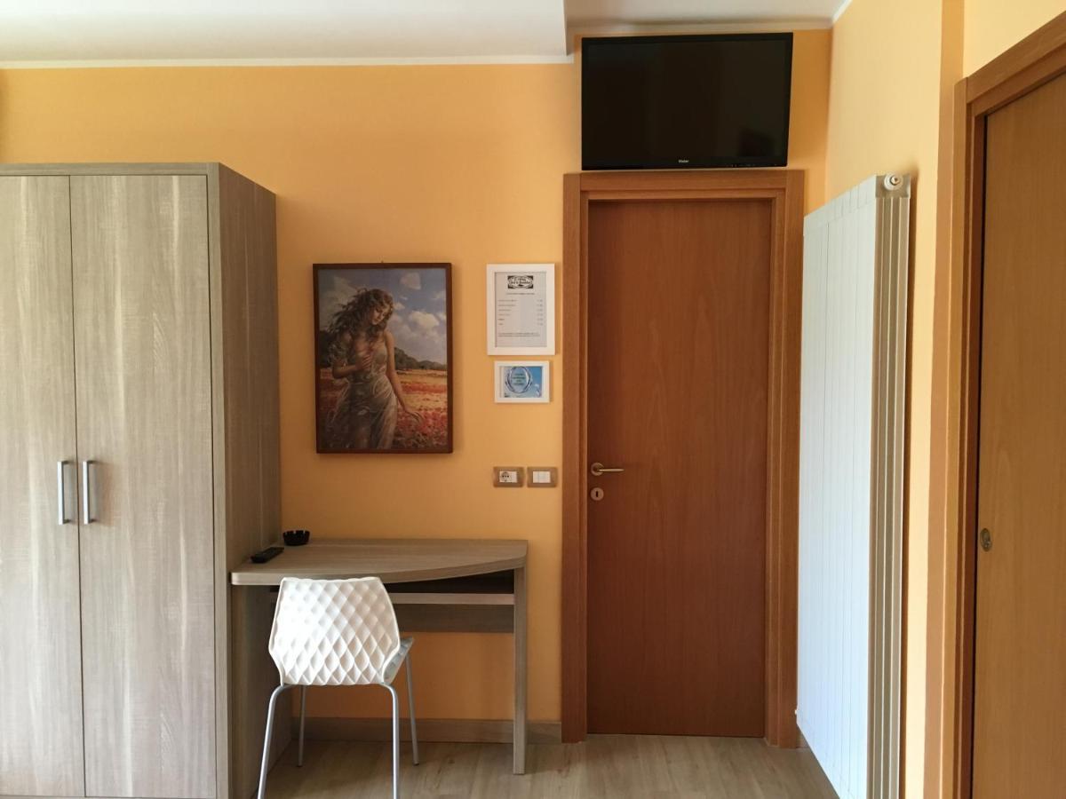 Il Villino Agriturismo B&B Belforte del Chienti Экстерьер фото